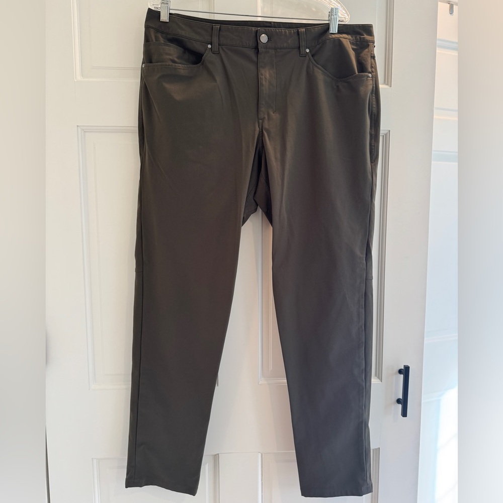 Olive/dark green Lululemon Men’s ABC pants 38w 34L